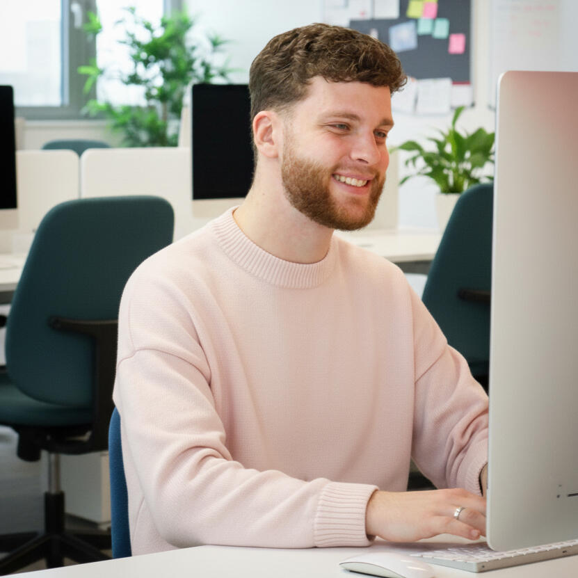 Custom email solutions – Migration, integration or a complex setup, Robbert provides tailored solutions.